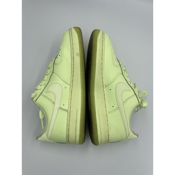 Nike Air Force 1 Essential Volt Glow Air Force 1 Size 7 - Picture 9 of 11